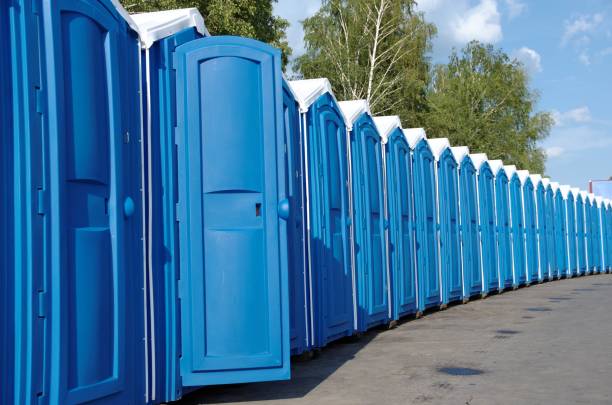Best Portable restroom trailer rental  in Raven, VA